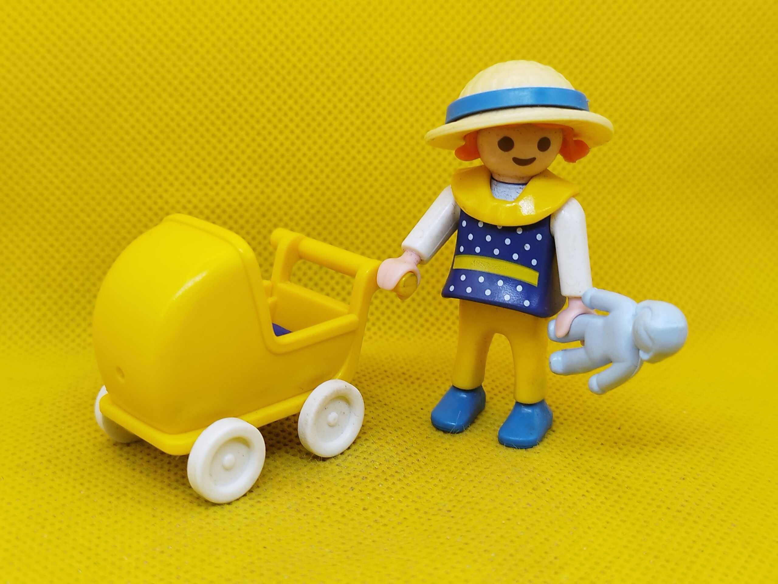Playmobil Niña con carrito Special REF 4584