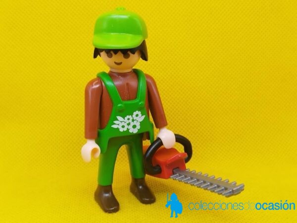 Playmobil Jardinero con cortasetos y peto verde - Imagen 2