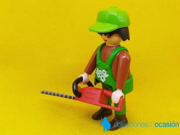 Playmobil Jardinero con cortasetos y peto verde - Imagen 3