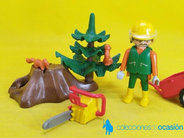 Playmobil Leñador con motosierra y remolque - Imagen 2