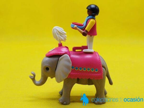 Playmobil Niña con tambor sobre cría de elefante - Imagen 3