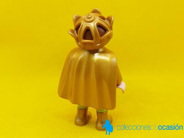Playmobil Niño medieval, príncipe con capa dorada - Imagen 3
