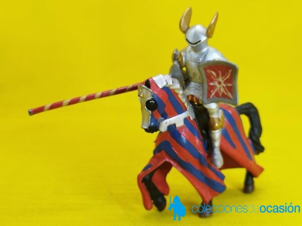 Papo caballero de torneo con caballo
