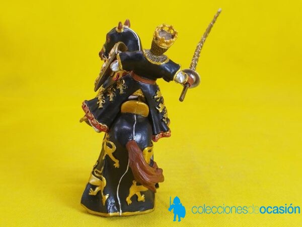 Papo rey medieval con lanza de torneo a caballo - Imagen 4