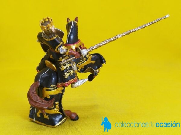 Papo rey medieval con lanza de torneo a caballo - Imagen 3