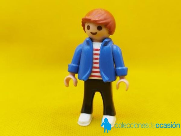 Playmobil Niño city con chaqueta azul, niño pelirrojo