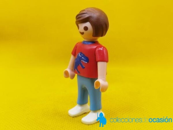 Playmobil Niño city con dinosaurio en la camiseta - Imagen 2