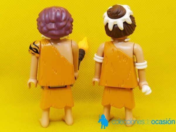 Playmobil Pareja de trogloditas, prehistóricos con antorcha - Imagen 3