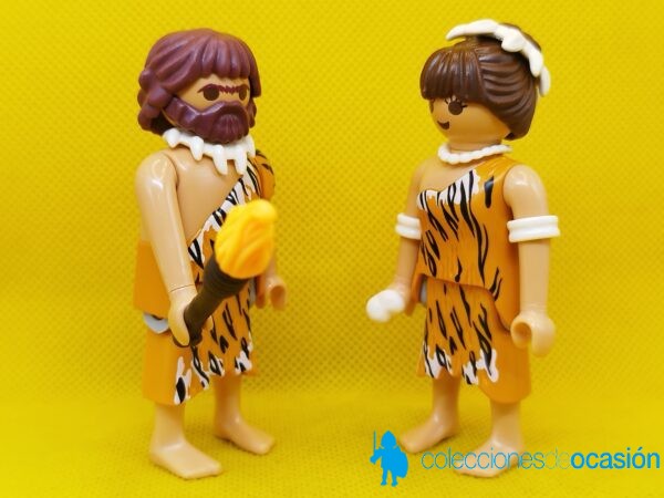 Playmobil Pareja de trogloditas, prehistóricos con antorcha - Imagen 2