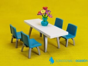 Playmobil Mesa de salón con 4 sillas y florero, muebles