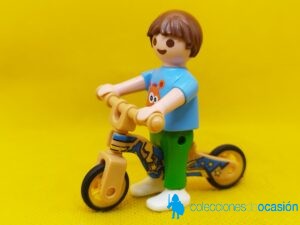 Playmobil Niño con patinete