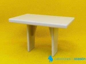 Playmobil Antigua mesa gris de remolque, mueble