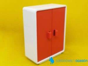 Playmobil Armario blanco con puertas rojas, mueble