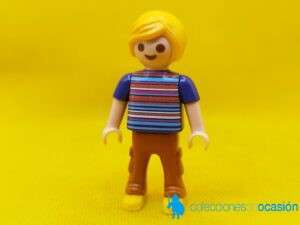 Playmobil Niño city rubio con pantalón con bolsillos