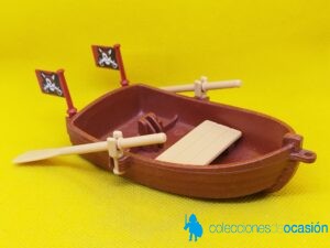Playmobil Barca pirata con dos banderines con calavera