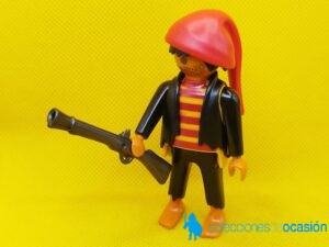 Playmobil Pirata descalzo con gorro rojo