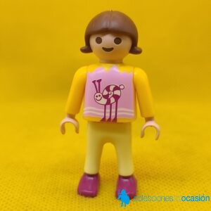 Playmobil Niña city con caracol en la camiseta