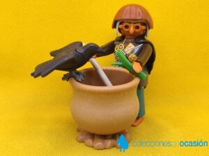 Playmobil Bruja con caldero y cuervo