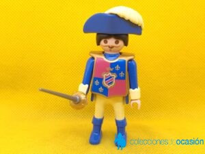 Playmobil Mosquetero con flor de lis en el pecho