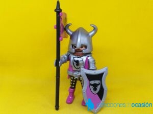 Playmobil Caballero del Tauro con estandarte
